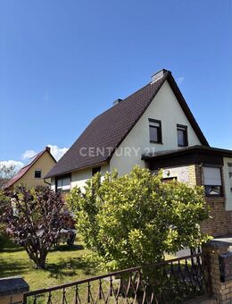Urlaub beginnt vor der Haustür Einfamilienhaus mit Einliegerwohnung nur 5 Gehminuten vom Wasser - Ueckermünde