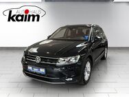 VW Tiguan, 2.0 TDI Highline, Jahr 2017 - Leck