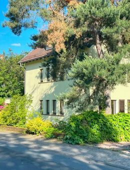 Einfamilienhaus mit separater Wohnung und schönem Garten - Kronberg (Taunus)