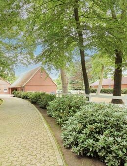 Schönes Landhaus mit tollem Grundstück, ideal als Familienwohnsitz, gewerblich, oder Pferdeparadies - Lindern (Oldenburg)