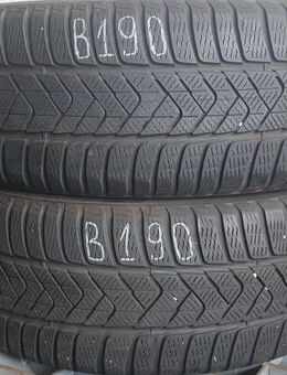 2x Winterreifen Pirelli Sottozero 3 (RSC) 225/45 R18 95H Dot2423 5-5,5mm B190 - Euskirchen Zentrum