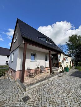 Kleines Wohnhaus mit Garage - Schirgiswalde-Kirschau