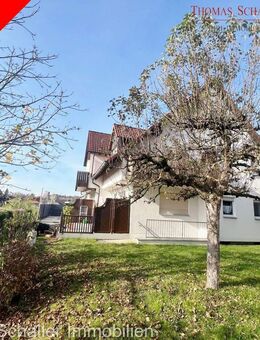 Heute beruhigend, morgen belohnend: moderne 3-Zimmer-Wohnung mit großer Terrasse in Schnaittach - Schnaittach