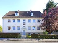 Wir renovieren für Sie! Gemütliche 2-Zimmer-Wohnung in Dachgeschoss! Ab Februar 2021! - Detmold