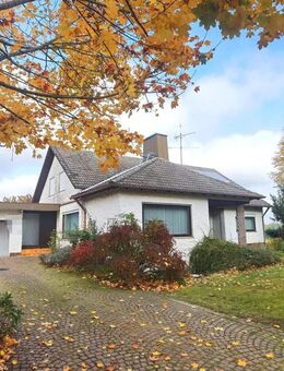 Wo Ruhe zu Hause ist, Bungalow mit Charakter, Weitblick und Platz zum Leben - Schrobenhausen