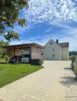 Liebevoll saniertes Einfamilienhaus in Schwarzenbach, das modernen Wohnkomfort mit ländlicher Idylle vereint - Schwarzenbach (Saale)