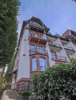 ***Im HERZEN Bad Homburgs: Großzügige, helle Maisonette mit 6 Zi. - Wohnen auf zwei Etagen*** - Bad Homburg (Höhe)