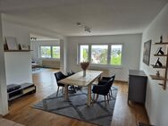 *Provisionsfrei* Helle Penthouse-Wohnung mit gr. Dachterasse und EBK in Darmstadt-Arheilgen - Darmstadt