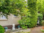 Gemütlicher Bungalow mit schönem Wohnkeller und Kamin | Ruhige Lage | Behaglicher Wintergarten - Pinneberg
