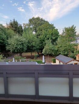 Großzügige, frisch sanierte 4,5-Zimmer-Maisonette mit Balkon und hochwertiger Einbauküche - Mönchsroth