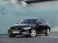 Volvo V60, B3 Momentum Pro, Jahr 2020 - München