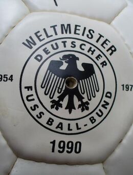 Fussball der Wm 1990 mit Autogrammen der Spieler - Mainz