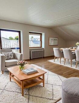 ***SOFORT VERFÜGBAR - PFIFFIGE, GROSSZÜGIGE DG-WOHNUNG - STETS GESUCHTER WOHNRAUM*** - Schwabmünchen