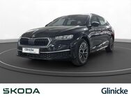 Skoda Octavia, 2.0 TDI Combi Selection, Jahr 2024 - Erfurt