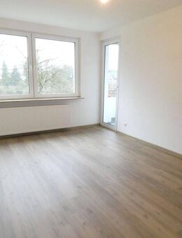 bezugsfertige Wohnung mit großem Balkon - Duisburg