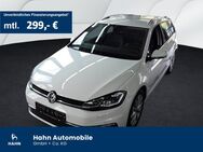 VW Golf Variant, 1.5 TSI Golf VII Highline, Jahr 2020 - Fellbach