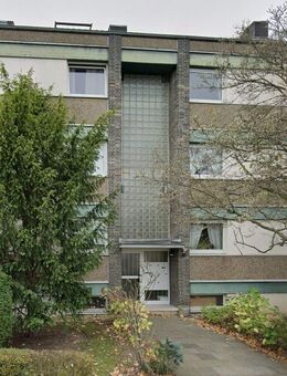 Gut geschnittene 3-Zimmer Wohnung mit schönem Südbalkon, als Anlageobjekt oder zum selber einziehen - Neuss