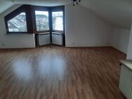 2 Zimmer-Wohnung in Renningen mit schöner Dachterrasse - Renningen