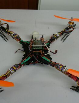Drohne-Quadrocopter ohne Kamera und GPS mit Futaba S-FHSS Empfänger u. Akku - Rheda-Wiedenbrück