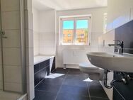 ! Wohnen in der Beimssiedlung - sanierte 2 Raum mit Balkon, Wanne und Dusche ! - Magdeburg