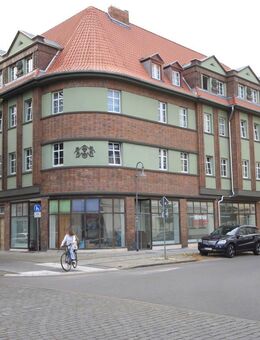 Wohnen im Altbautraum! Großzügige 4-Zimmer-Wohnung in Bahnhofsnähe - Wittenberge