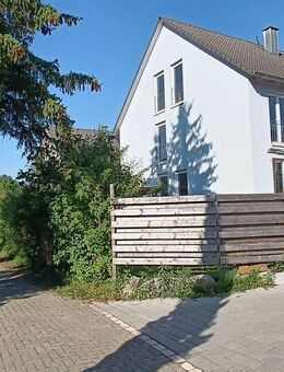 Familienfreundliche DHH mit Garten in Freiburg-Munzingen - Bezugsbereit und ohne Provision! - Freiburg (Breisgau)