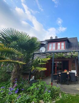 Haus mit Palme - Hamburg