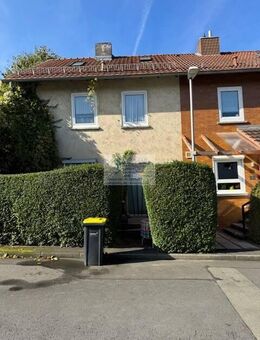 Reihenendhaus zur Modernisierung (sofort frei) in ruhiger Sackgassen-Lage - Kassel
