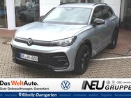 VW Tiguan, 2.0 TDI R-Line Black Style, Jahr 2024 - Barth