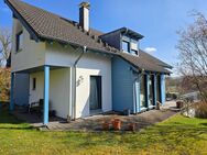 1-Fam-Haus, 5 Schlafzimmer und schönem Garten in ruhiger Stadtlage - Sankt Wendel