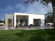 Bungalow mit Flachdach und überdachter Terrasse für jedes Wetter ! Mit Grundstück berechnet ! - Altlandsberg