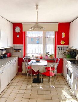 schöne 3-Raumwohnung 97,7 m2 mit Balkon, Garage und Küche in Lichtenau OT Krumbach - Lichtenau (Sachsen)