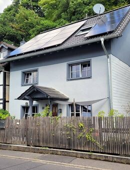 MANNELLA *Alles. Außer gewöhnlich.* Stilsicher modernisiertes Haus für Individualisten - Eitorf
