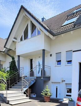 SCHALLSTADT - TOP-OBJEKT - sehr schöne, exklusive und massivgebaute Doppelhaushälfte - Schallstadt