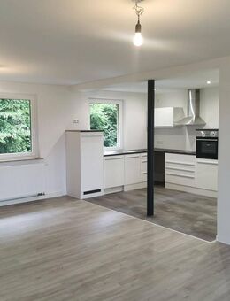 Kernsanierte 3-Zimmer-Wohnung in ruhiger Lage im Grünen (Erstbezug!) - Bayreuth