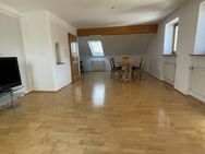 Helle 4,5-Zimmer-Wohnung mit Einbauküche - Triftern