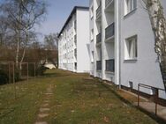 Toll geschnittene Wohnung mit neuem Bad und neuen Böden - Frankfurt (Main)