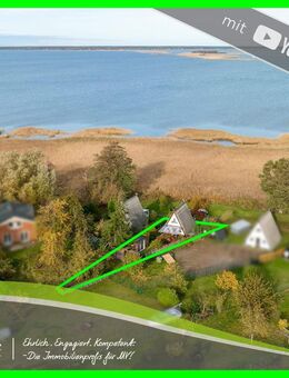 Boddenblick !! In erster Reihe unter Reet! - Saal