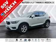 Volvo XC40, Momentum, Jahr 2021 - Berlin