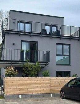 Zweibezug | 3-Zi. Penthousewohnung mit Dachterrasse & hochwertiger Einbauküche im Overather Zentrum - Overath