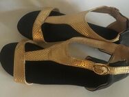 Sandalen Damen schwarz gold flach Reißverschluss Größe 41 - Gerlingen