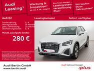 Audi Q2, S line 30 TDI, Jahr 2023 - Berlin