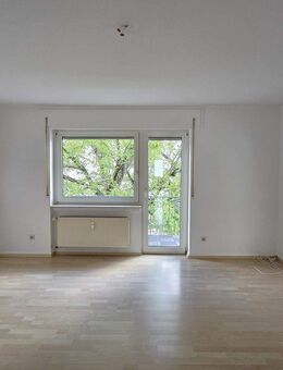 **VISTA Immobilien** Etagenwohnung mit Wohnküche, PKW-Stellplatz und Süd-Balkon - Roßdorf (Hessen)