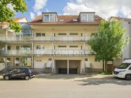 Schöne 2-Zimmer-Wohnung mit Balkon und Tiefgaragen-Stellplatz in beliebter Lage von Pirna - Pirna
