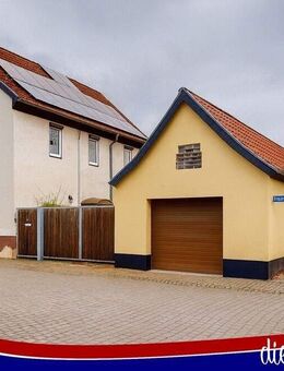 ***Liebvoll gestaltetes Wohnhaus mit Hof, Werkstatt und großzügiger Garage*** - Börde-Hakel