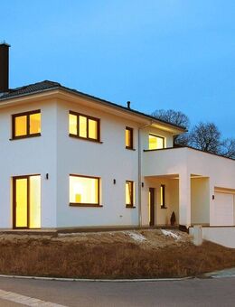 Exklusive, repräsentative, lichtdurchflutete und familienfreundliche Landhausidylle - als Erstbezug - Ebensfeld