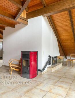 Großzügige Maisonette-Wohnung mit traumhafter Aussicht, zwei Balkonen und einer Loggia in Merklingen - Weil der Stadt