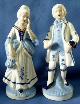 2 Porzellanfiguren im barocken Stil - Niederfischbach