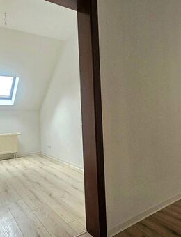 3-Raum Dachgeschoßwohnung - Chemnitz