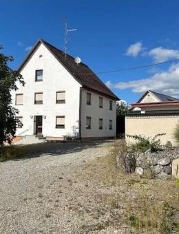 Wohnen und Arbeiten.... Wohnhaus mit separaten Scheunen und Lagergebäude.... - Bad Saulgau